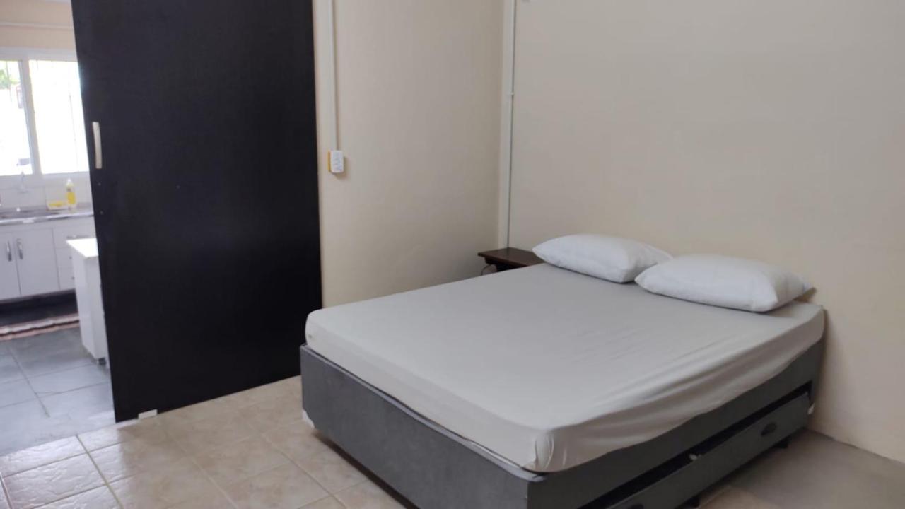 Kitnet Confortavel Villa อูบาตูบา ภายนอก รูปภาพ